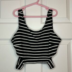 WetSeal Crop Tank black/white striped cutaway sides Womens size small fun unique